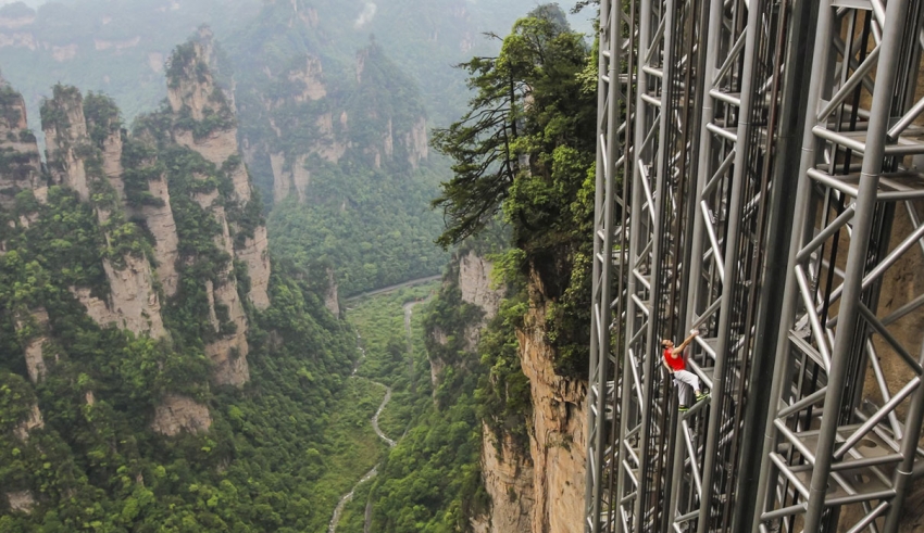 img empty - هیجان انگیزترین آسانسور جهان در چین