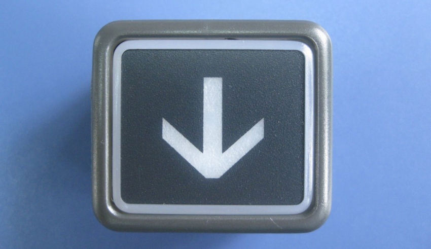 img empty - دکمه آسانسور 40 برابر آلوده تر از دستشویی عمومی است!